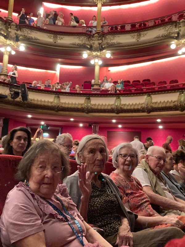 SORTIE AU THEATRE DES CELESTINS